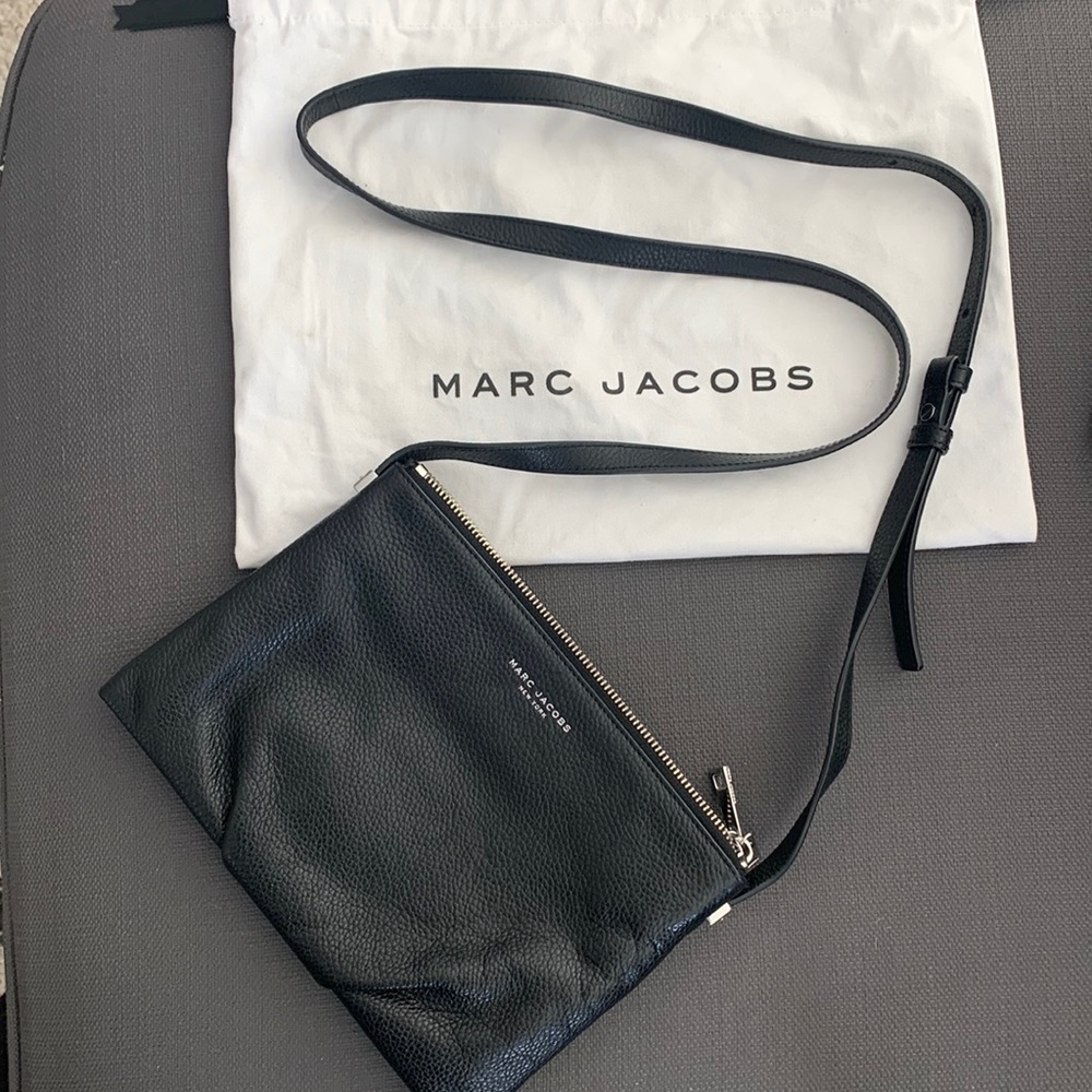 Marc Jacobs The Standard Black Leather Cross Body Purse